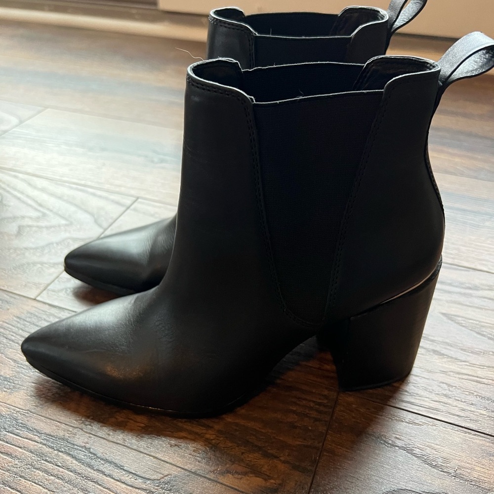 Steve Madden Leather Booties - 9 - Picture 3 of 7